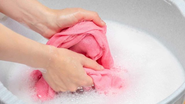 Hand-washing delicates: practical tips