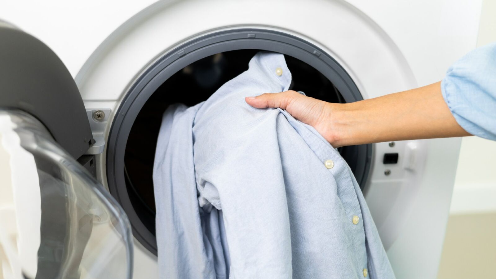 Caring for delicate garments: the Art of Hand Washing